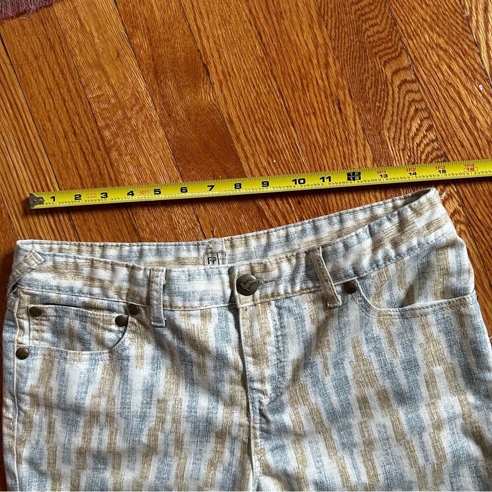 [3 for 20 Jeans]: Womens Jeans Free People Ivory Ikat Cropped Skinny Jeans - Picture 7 of 10